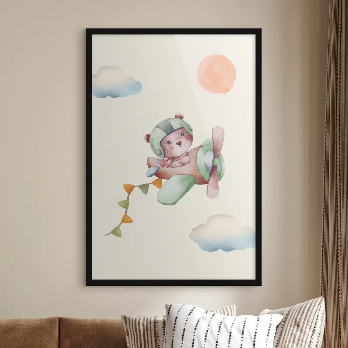Poster Un orso avventuroso che vola nel cielo f37916