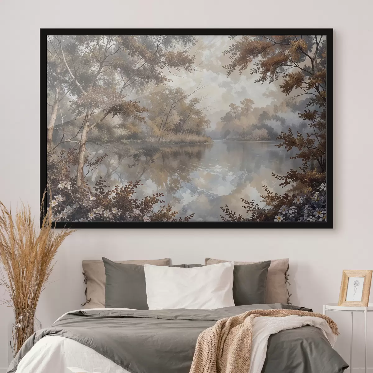 Poster Paesaggio autunnale con un lago calmo circondato da alberi dalle vivaci foglie arancioni e gialle f39511