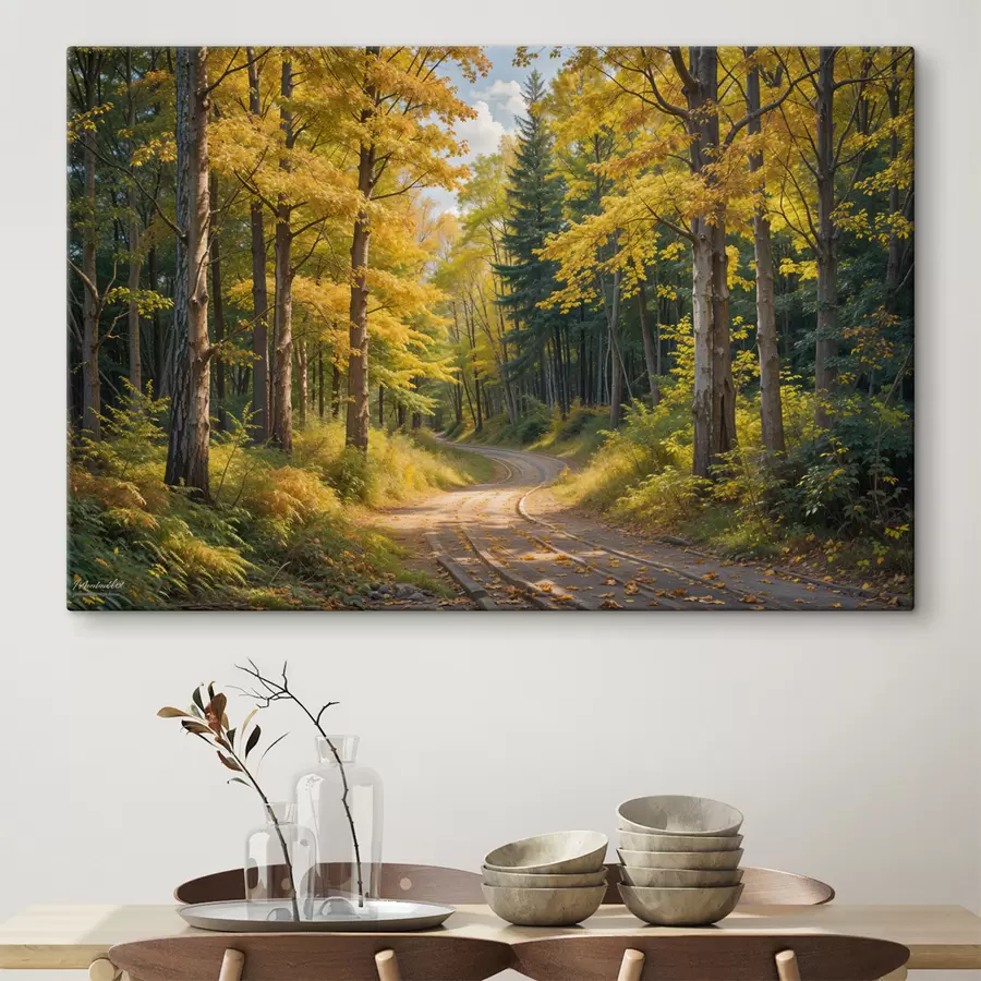 carta da parati Una strada sterrata che serpeggia attraverso una foresta in autunno, con alberi alti su entrambi i lati  nr. s40031