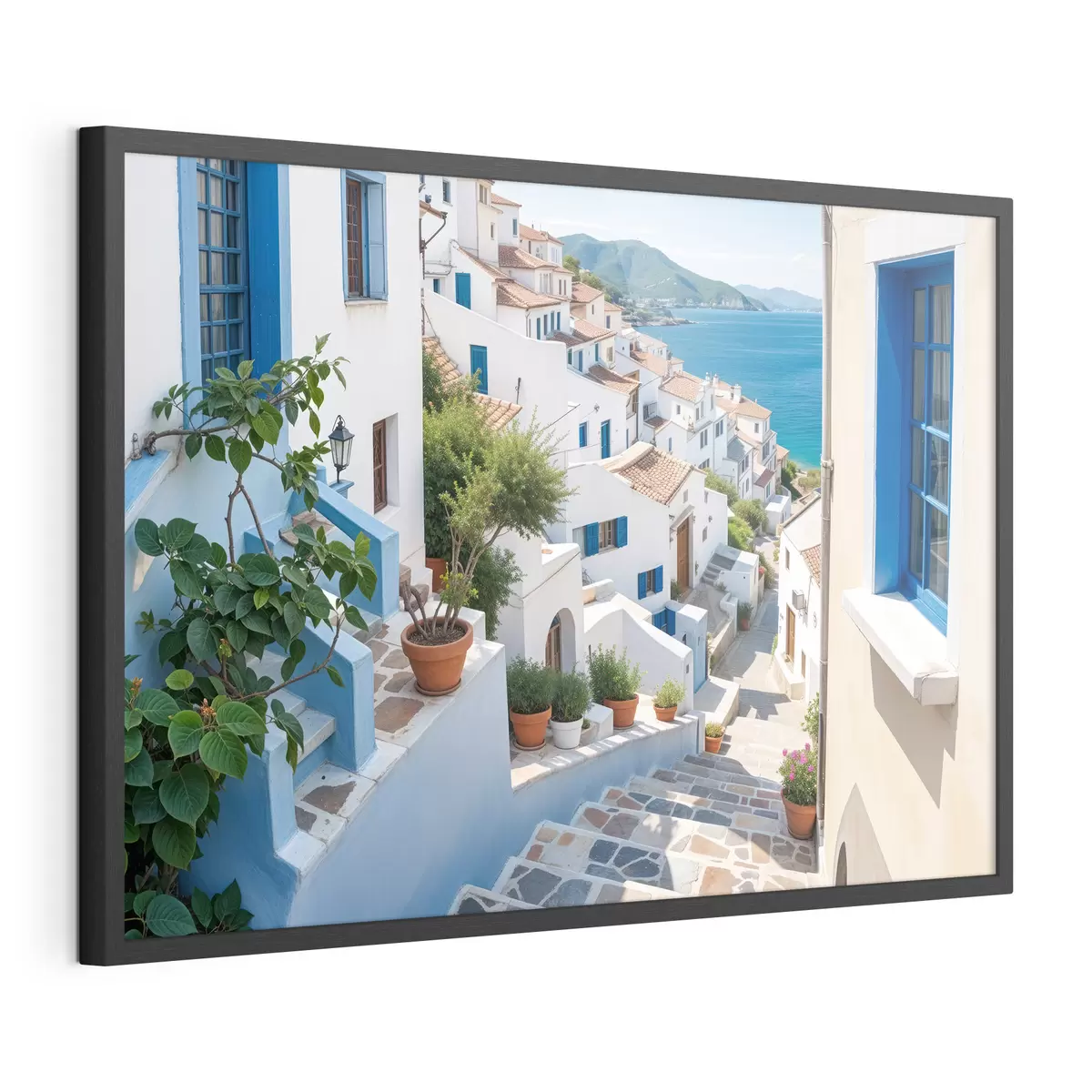 Poster Una pittoresca cittadina costiera con edifici bianchi, finestre blu e piante in vaso che costeggiano le strette vie f40148