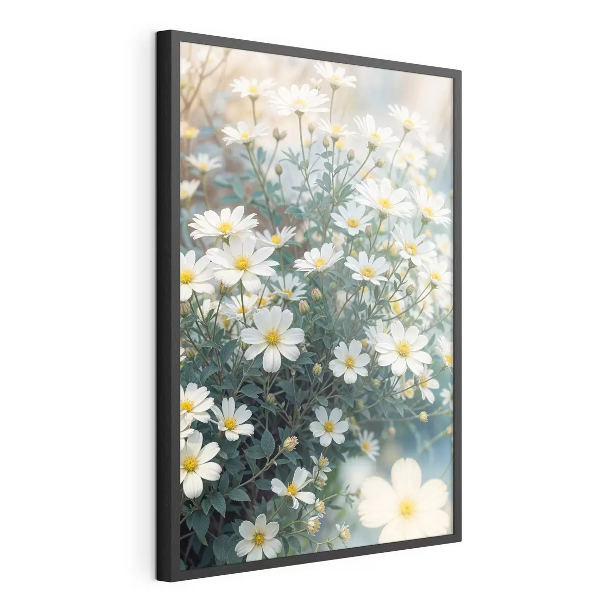 Poster Un campo di fiori di margherita bianca con fogliame verde, su uno sfondo sfocato f40413