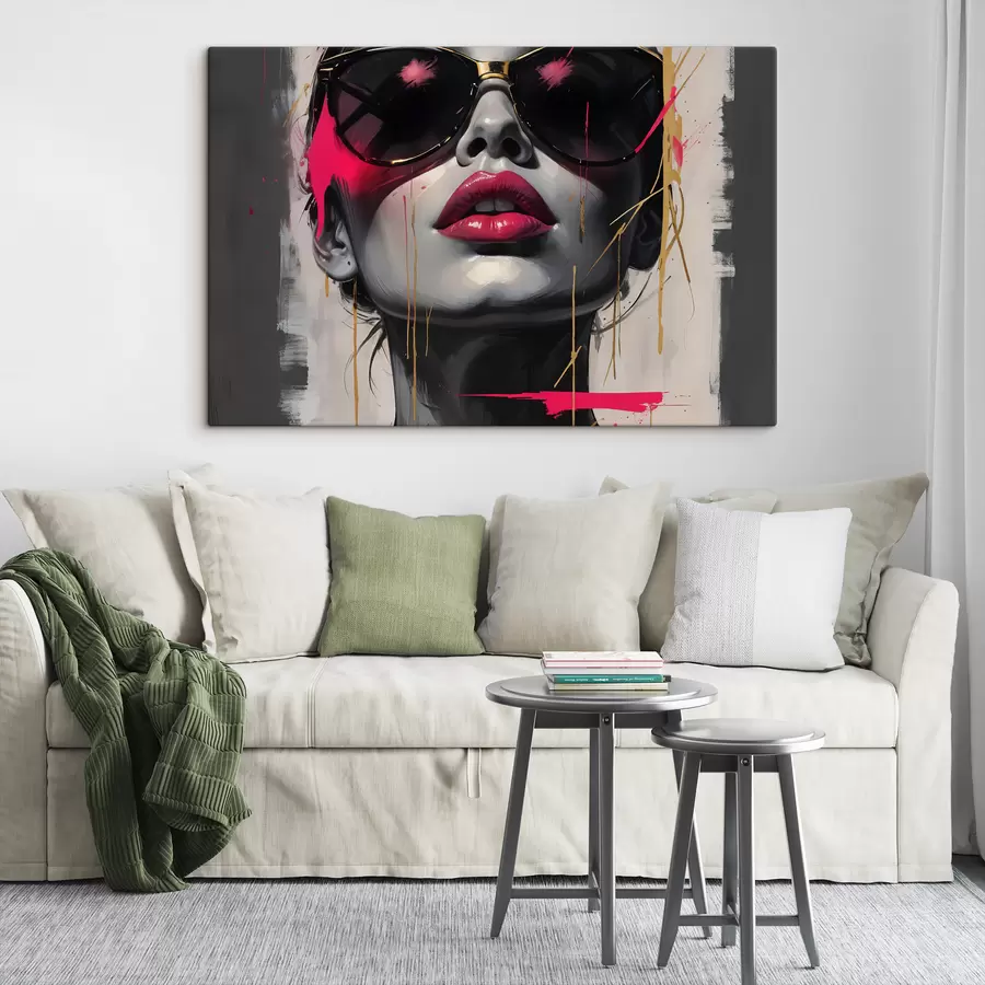 carta da parati Ritratto astratto di una giovane donna con occhiali da sole, labbra rosa, forme astratte e spruzzi di rosa  nr. s40558