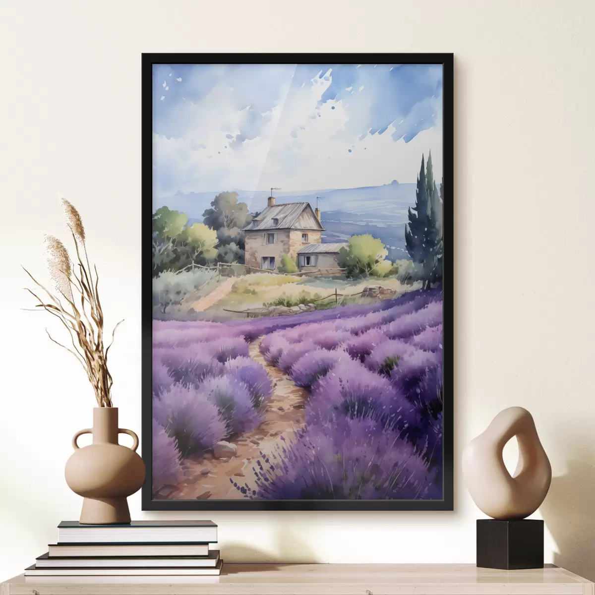 Poster Casa di campagna con montagne sullo sfondo vicino a un campo di lavanda f41012