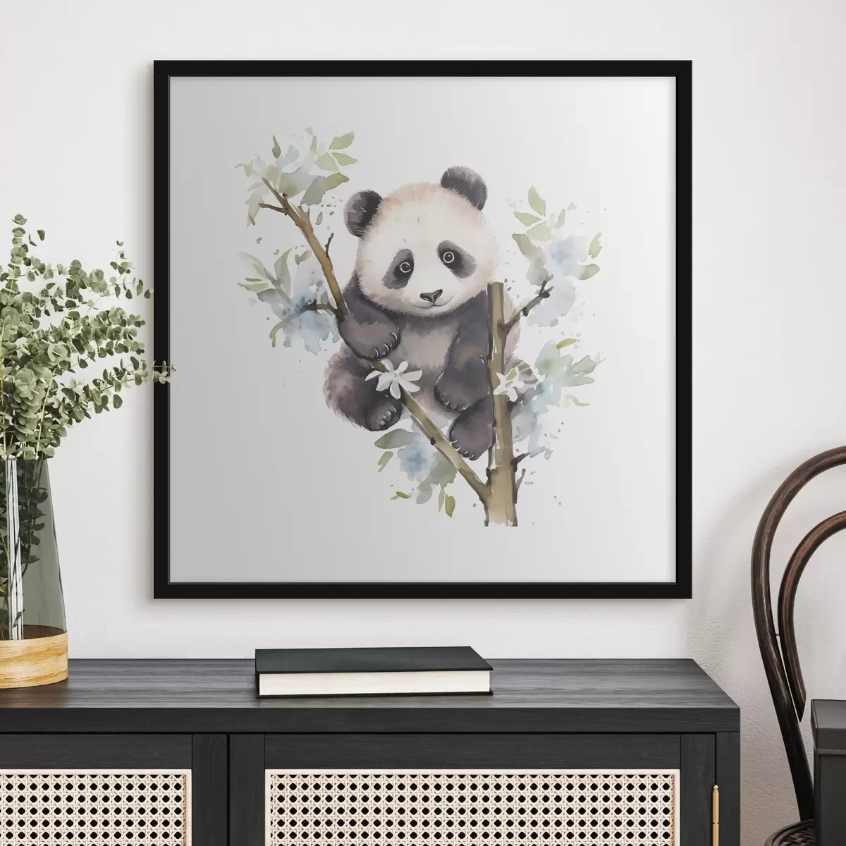 Poster Un panda giocoso che si gode i fiori di primavera f38924
