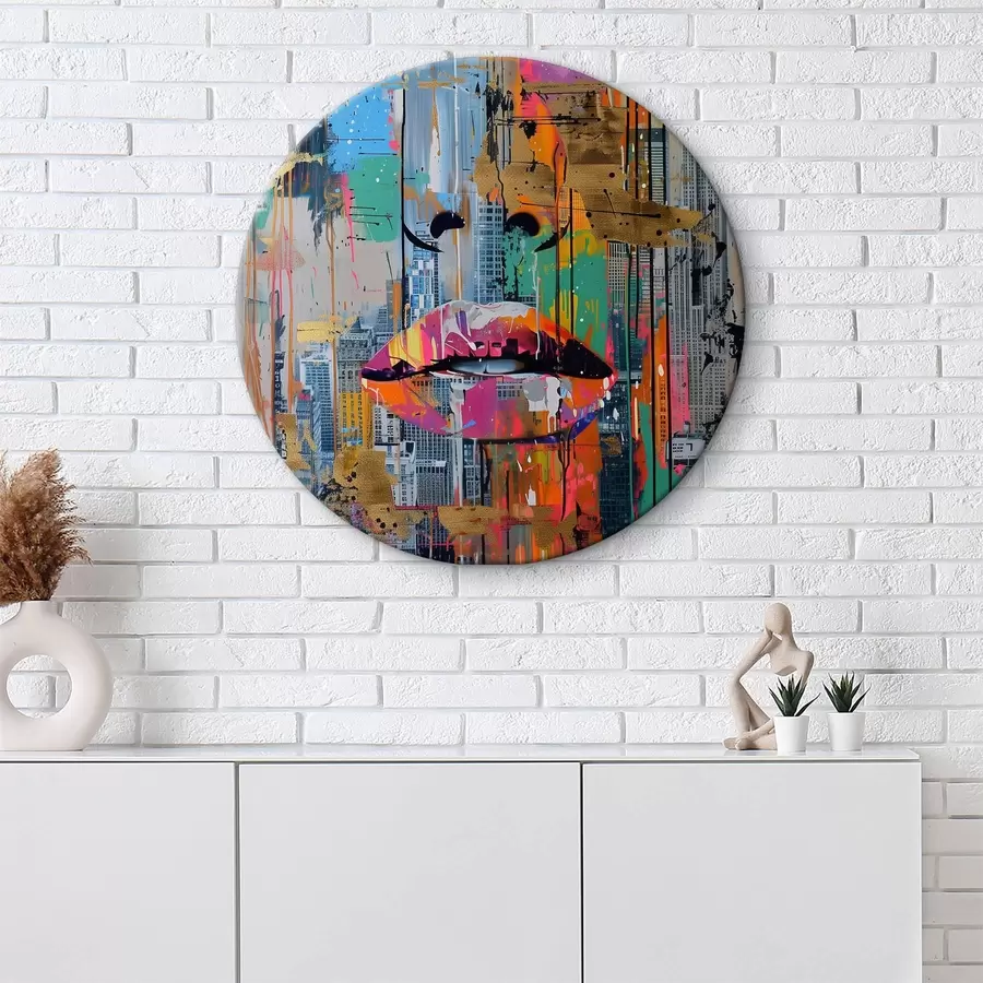 carta da parati Occhi azzurri e vista sulla città nr. r39800