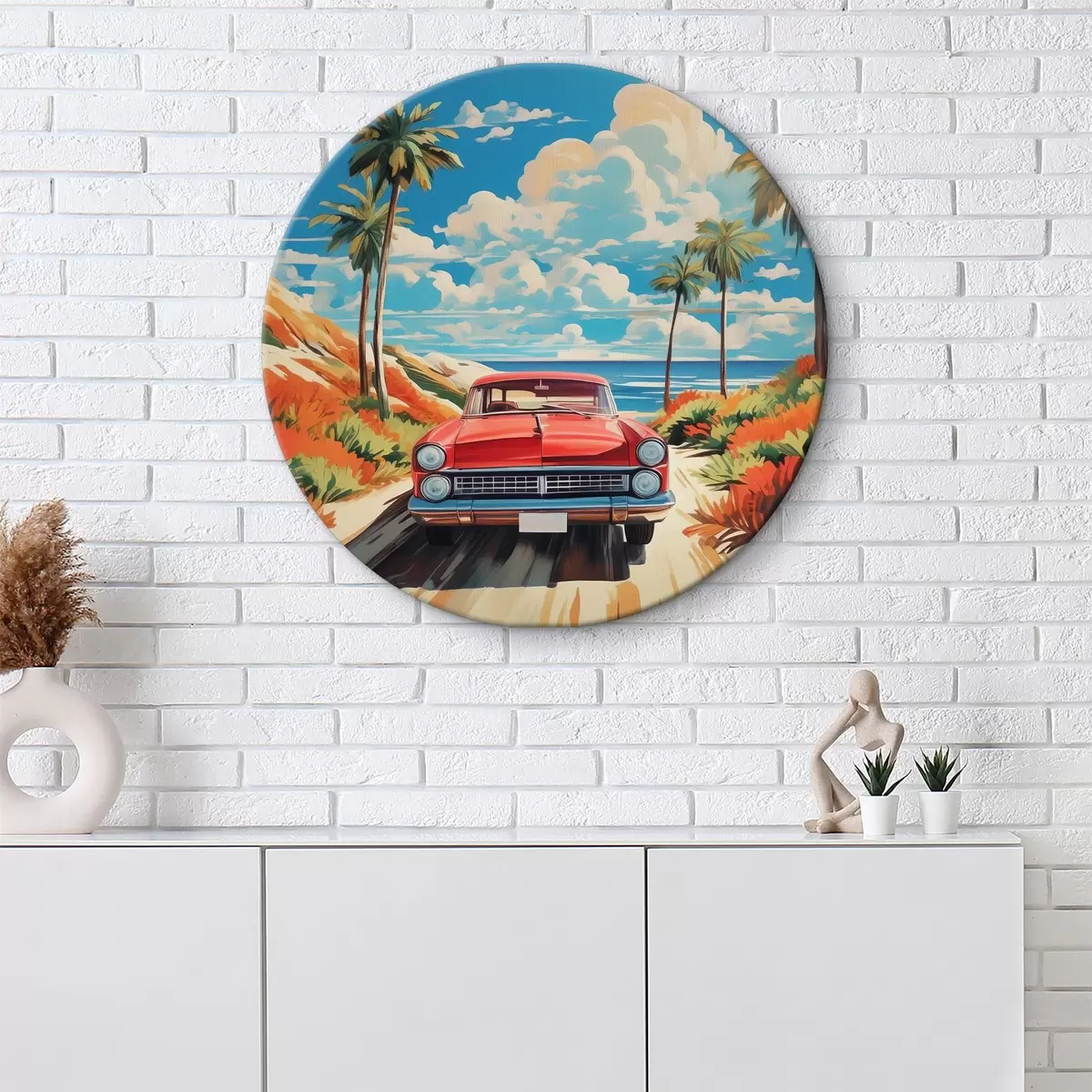 Quadri rotondi Auto rossa retrò sulla spiaggia r38806