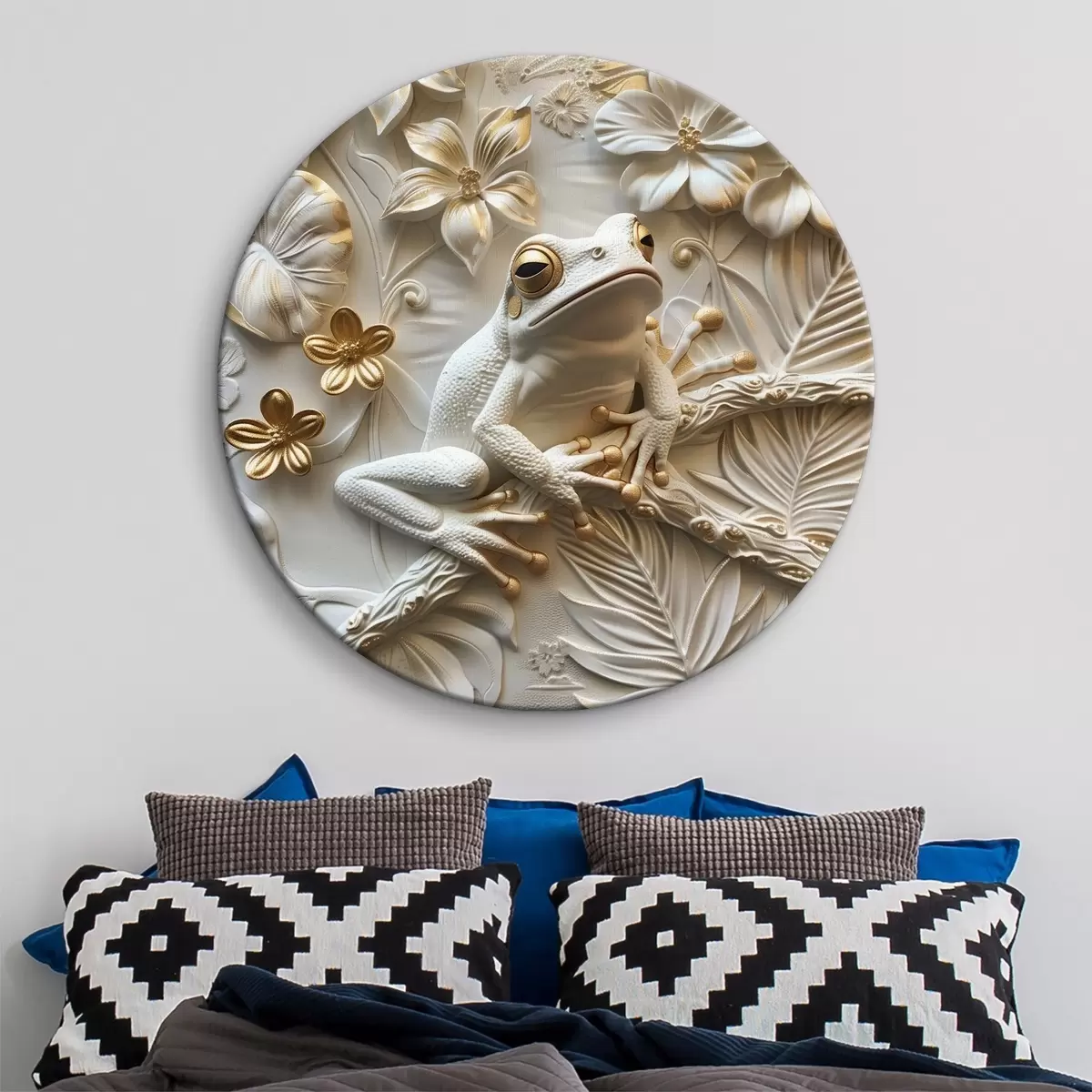 Quadri rotondi Scultura con raganella e accenti floreali r39751