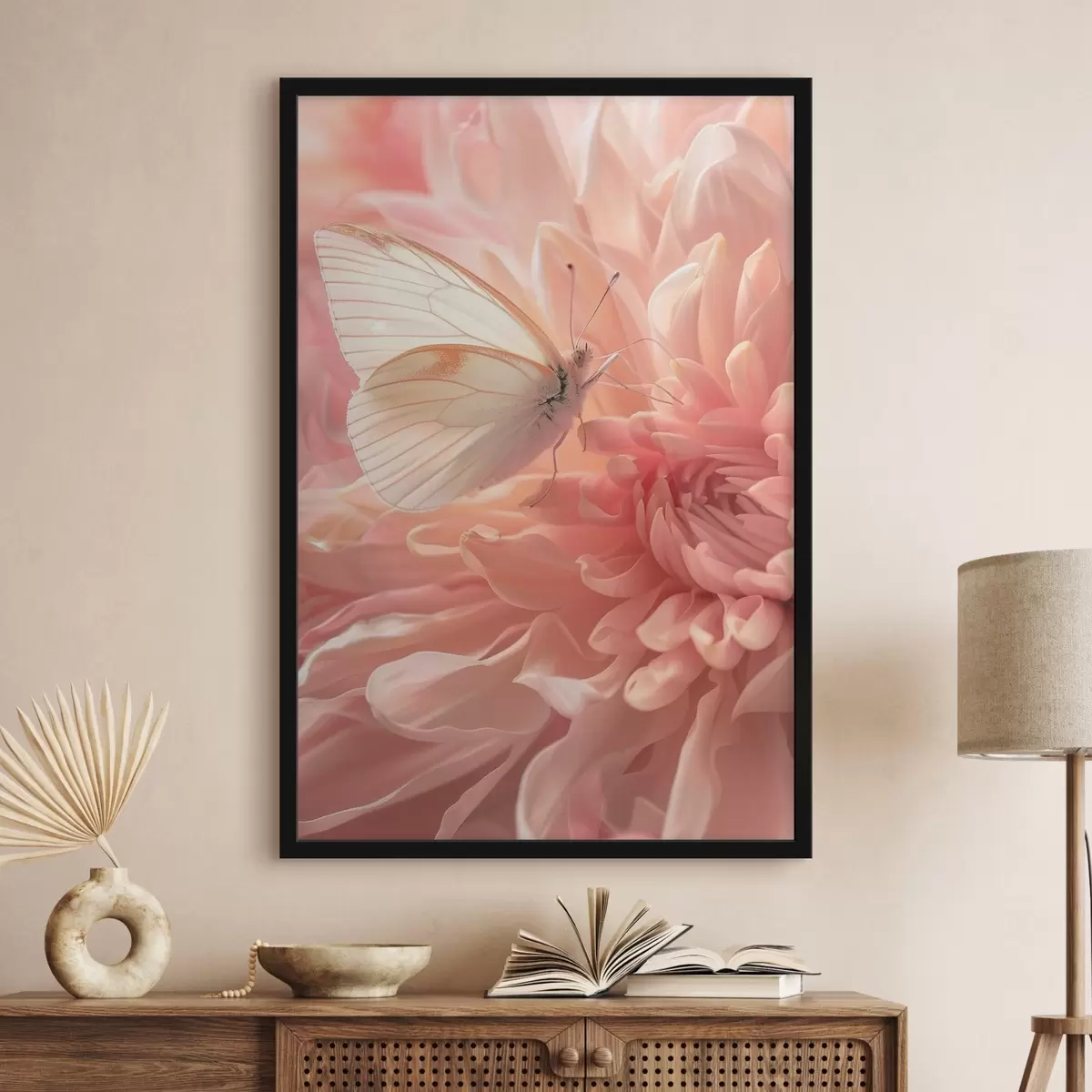 Poster Delicata farfalla su morbidi petali f39068