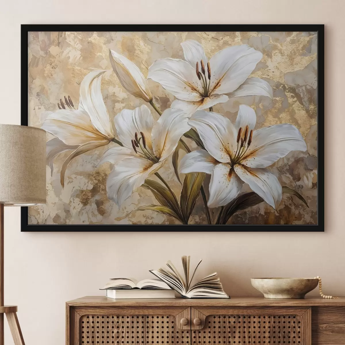 Poster Gigli bianchi con centro giallo su sfondo beige strutturato f42216
