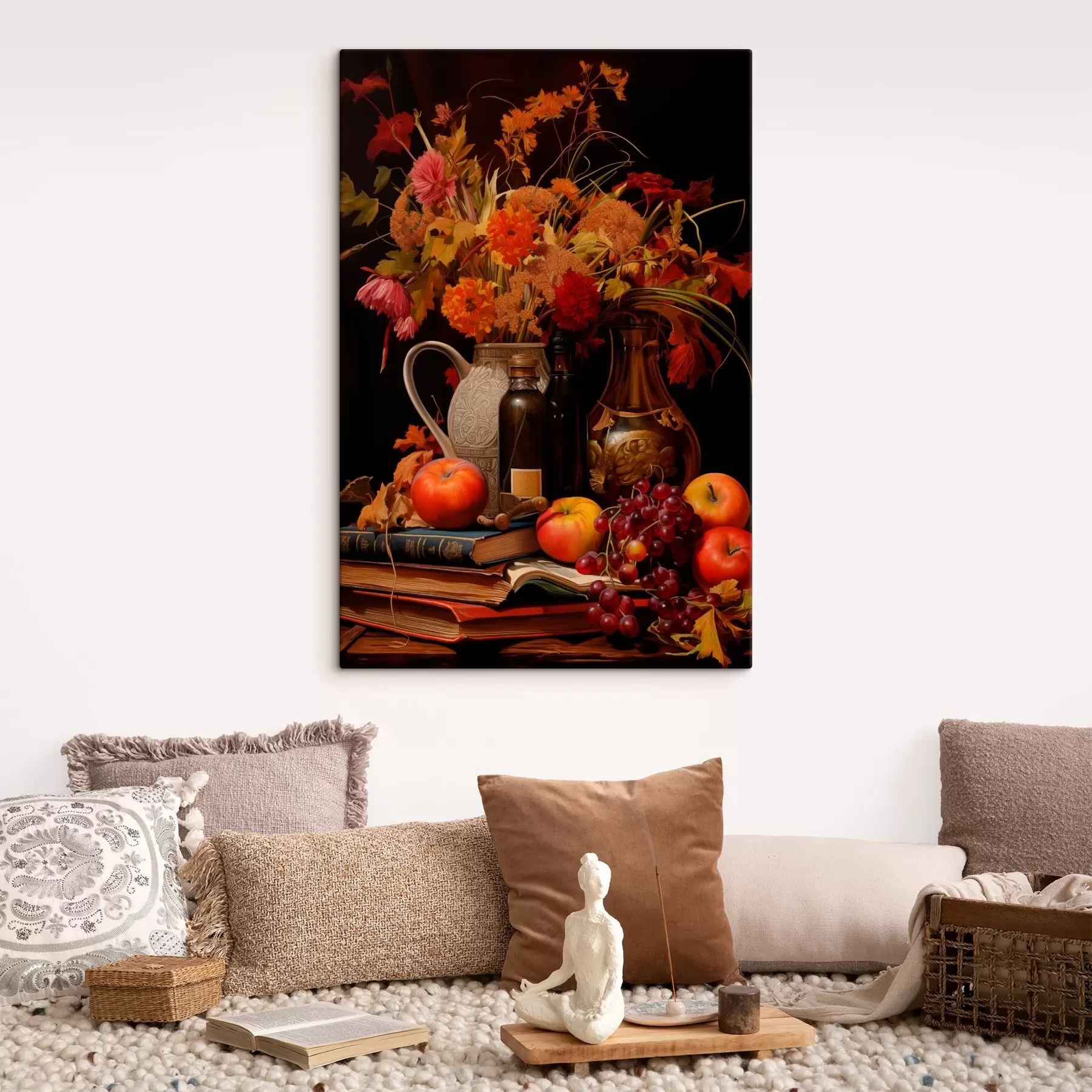 carta da parati Una natura morta autunnale con un bouquet dai toni caldi dell'arancio e del rosso, mele, uva, libri e piatti di ceramica su uno sfondo scuro nr. s42561