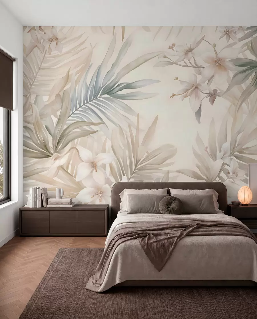 Carta da parati nature Foglie e fiori tropicali dai colori pastello, caratterizzati da verdi chiari, creme e rosa tenui 