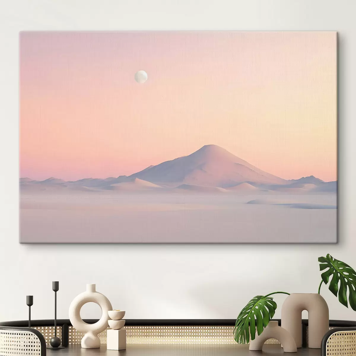 carta da parati Una grande montagna con un dolce pendio in morbidi colori pastello con una pallida luna visibile nel cielo nr. s42718