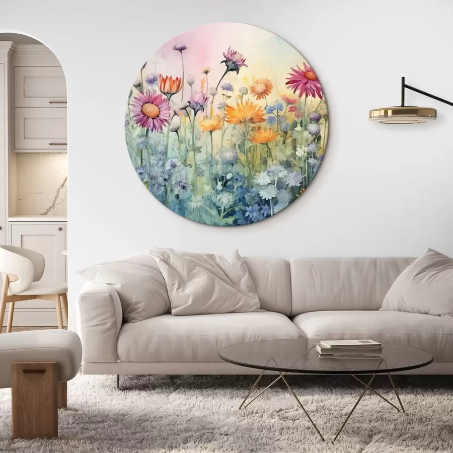 carta da parati Un campo vibrante di fiori di campo alti e rigogliosi su un morbido sfondo pastello simile a un acquerello nr. r42726