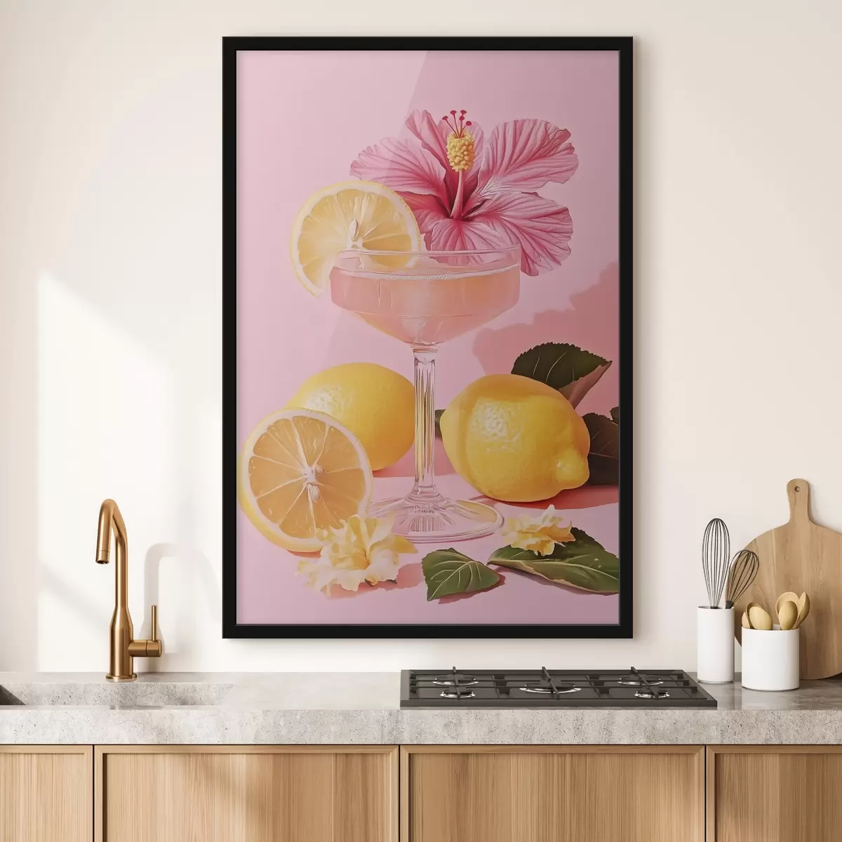 Poster Cocktail rosa con fiori di ibisco, limoni, realismo f43893