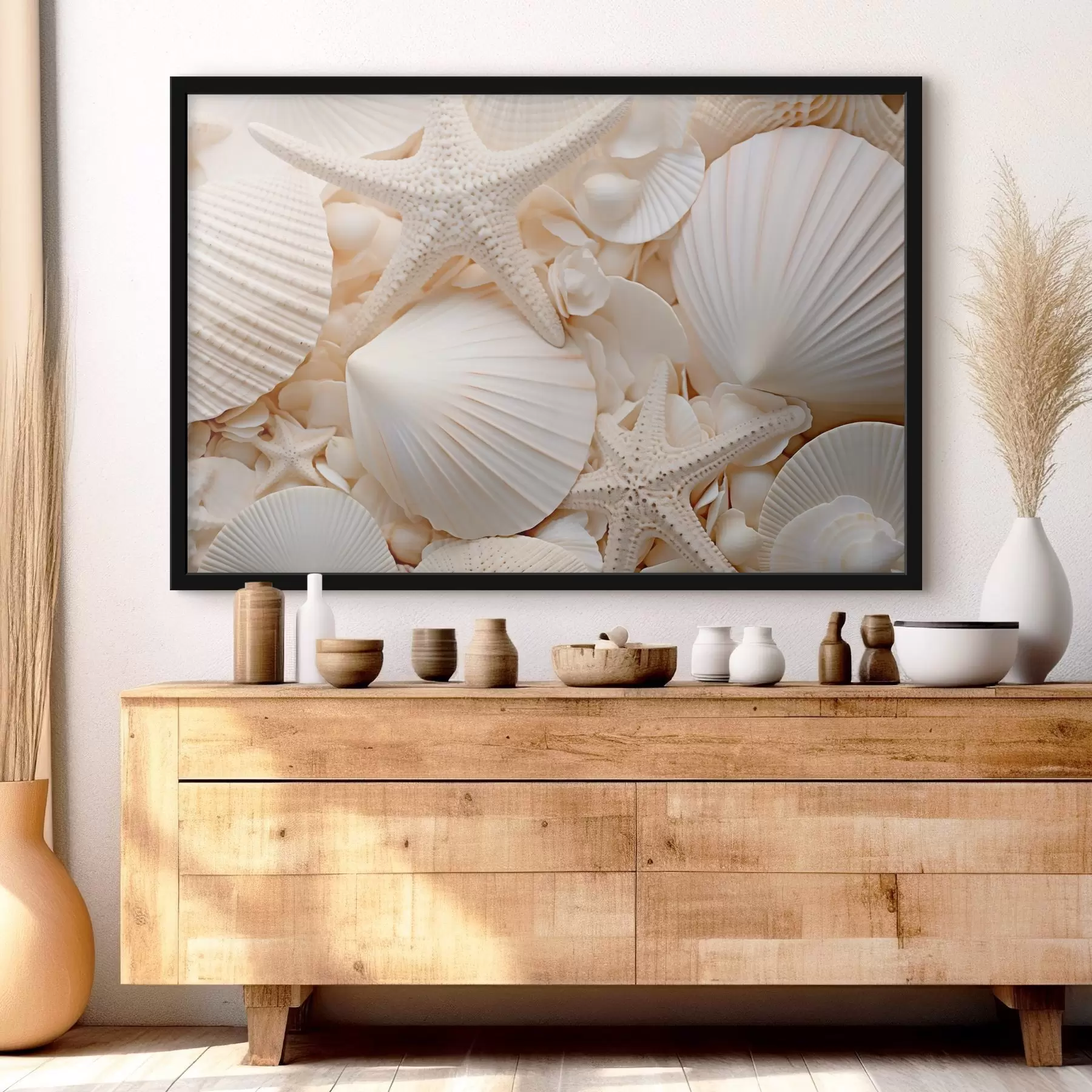 carta da parati Conchiglie e stelle marine bianche decorative, che creano una composizione monocromatica e strutturata nr. f44392