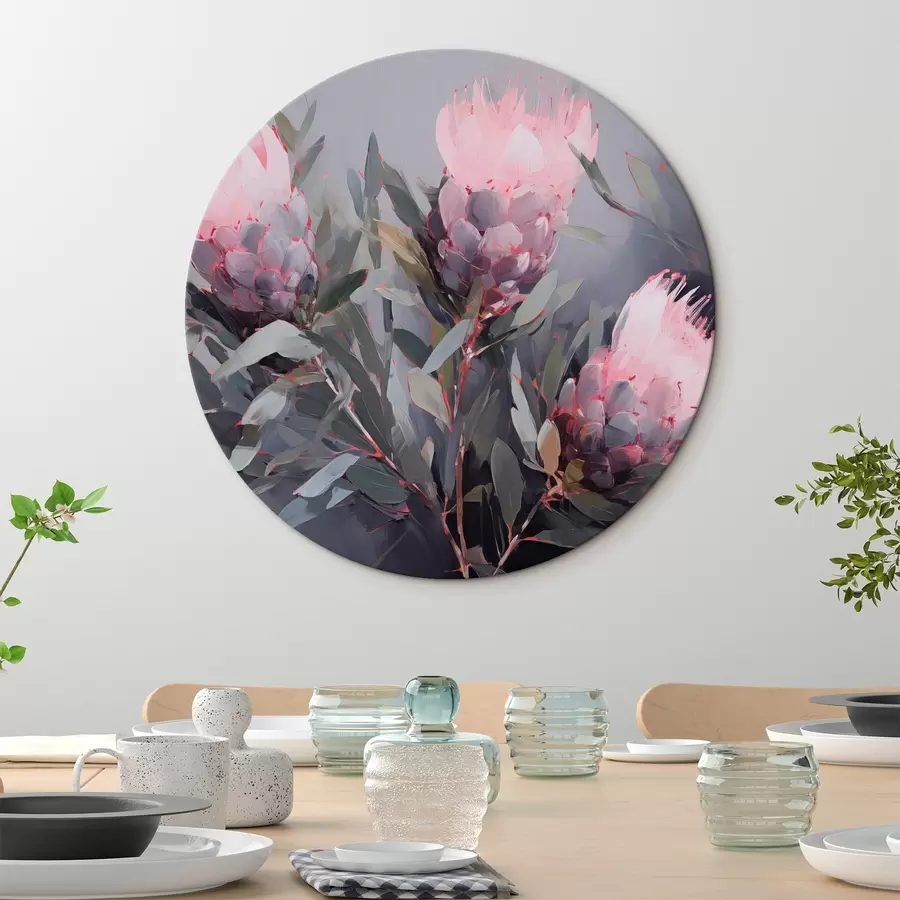 carta da parati Fiori di protea rosa con foglie verdi, pennellate morbide, colori scuri, composizione elegante nr. r44400