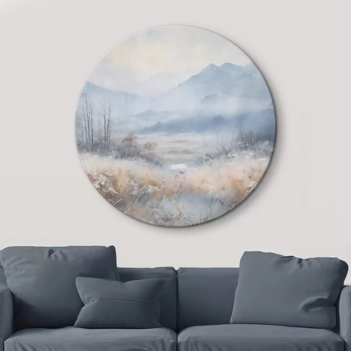 Quadri rotondi Paesaggio strutturato con montagne, erba secca e una foresta, colori tenui r44402
