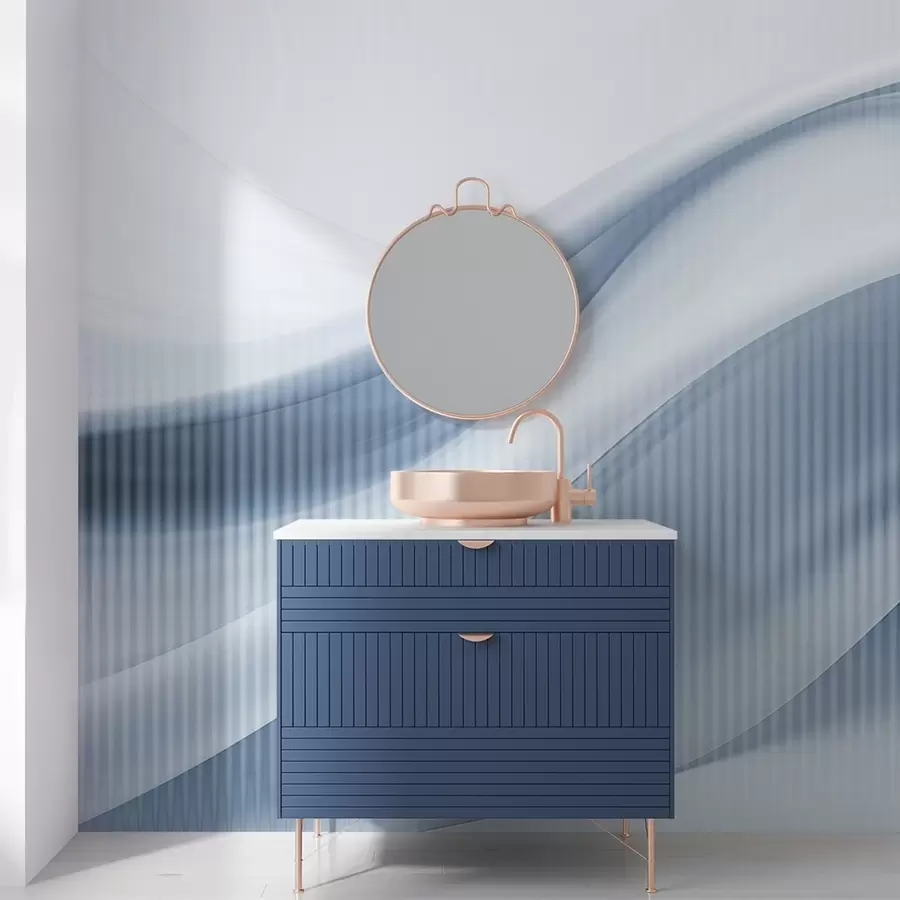 carta da parati Stampa astratta con linee fluide e sottili strisce verticali, che creano un senso di movimento e profondità, palette blu nr. w09189v1