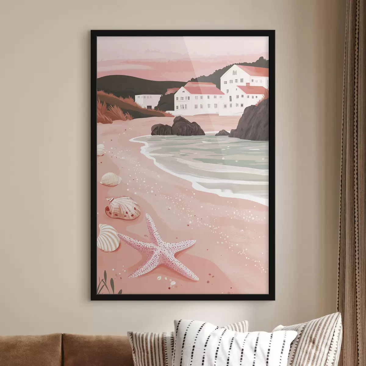 Poster Accogliente spiaggia rosa con case bianche e conchiglie f44713
