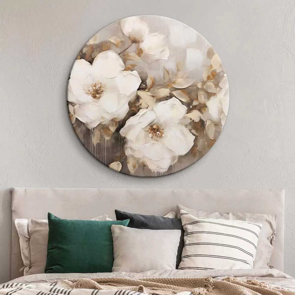 Quadri rotondi Fiori bianchi con foglie marroni su sfondo beige, imitazione di pittura a olio, composizione floreale, arte botanica r44922