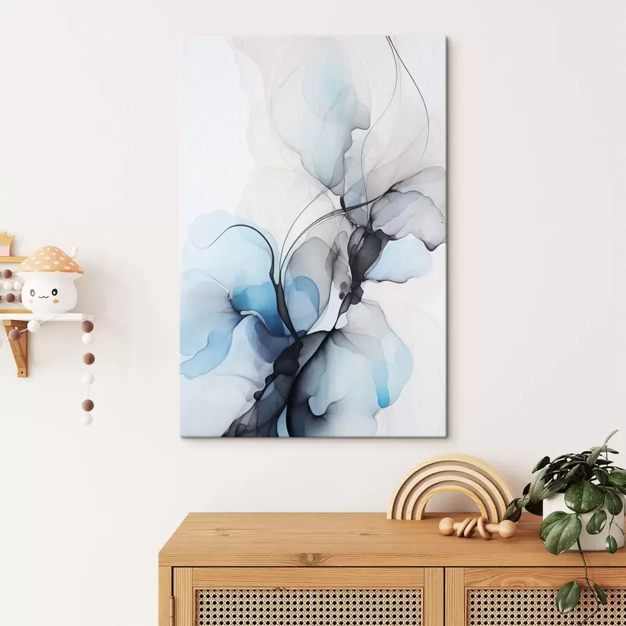 carta da parati Composizione astratta con linee fluide e petali traslucidi nei toni del blu, del bianco e del beige, imitazione di inchiostro ad alcool nr. s45177