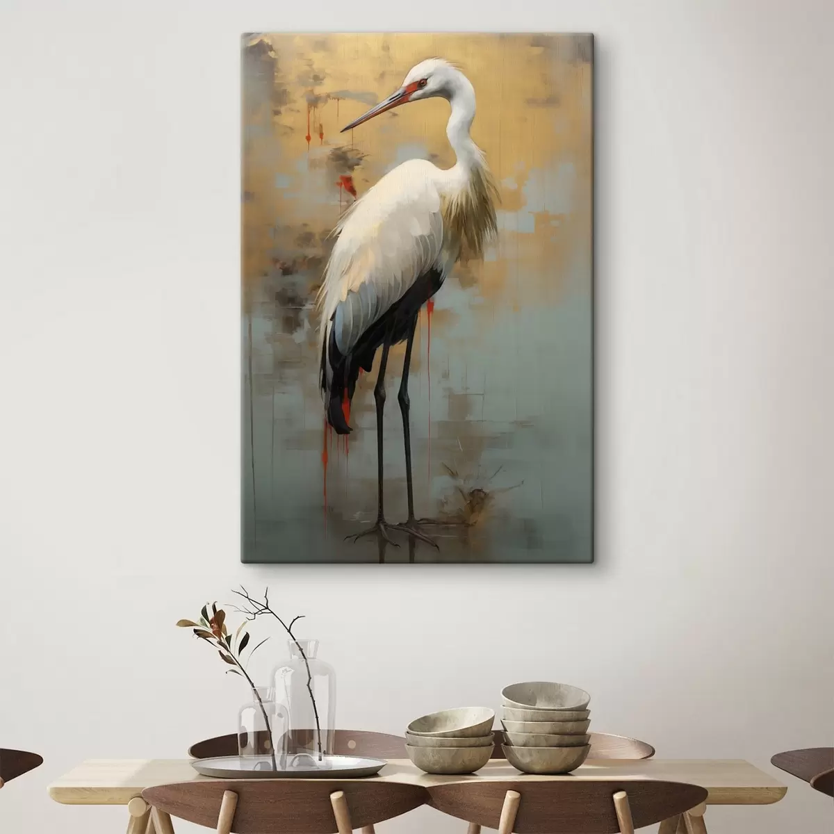 carta da parati Airone bianco su uno sfondo di sfumature gialle, marroni e blu che suggeriscono un paesaggio nebbioso e astratto nr. s45191