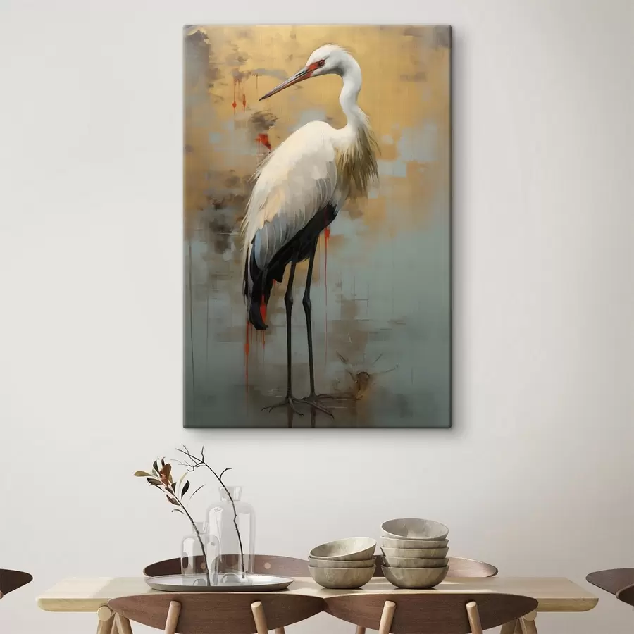 carta da parati Airone bianco su uno sfondo di sfumature gialle, marroni e blu che suggeriscono un paesaggio nebbioso e astratto nr. s45191