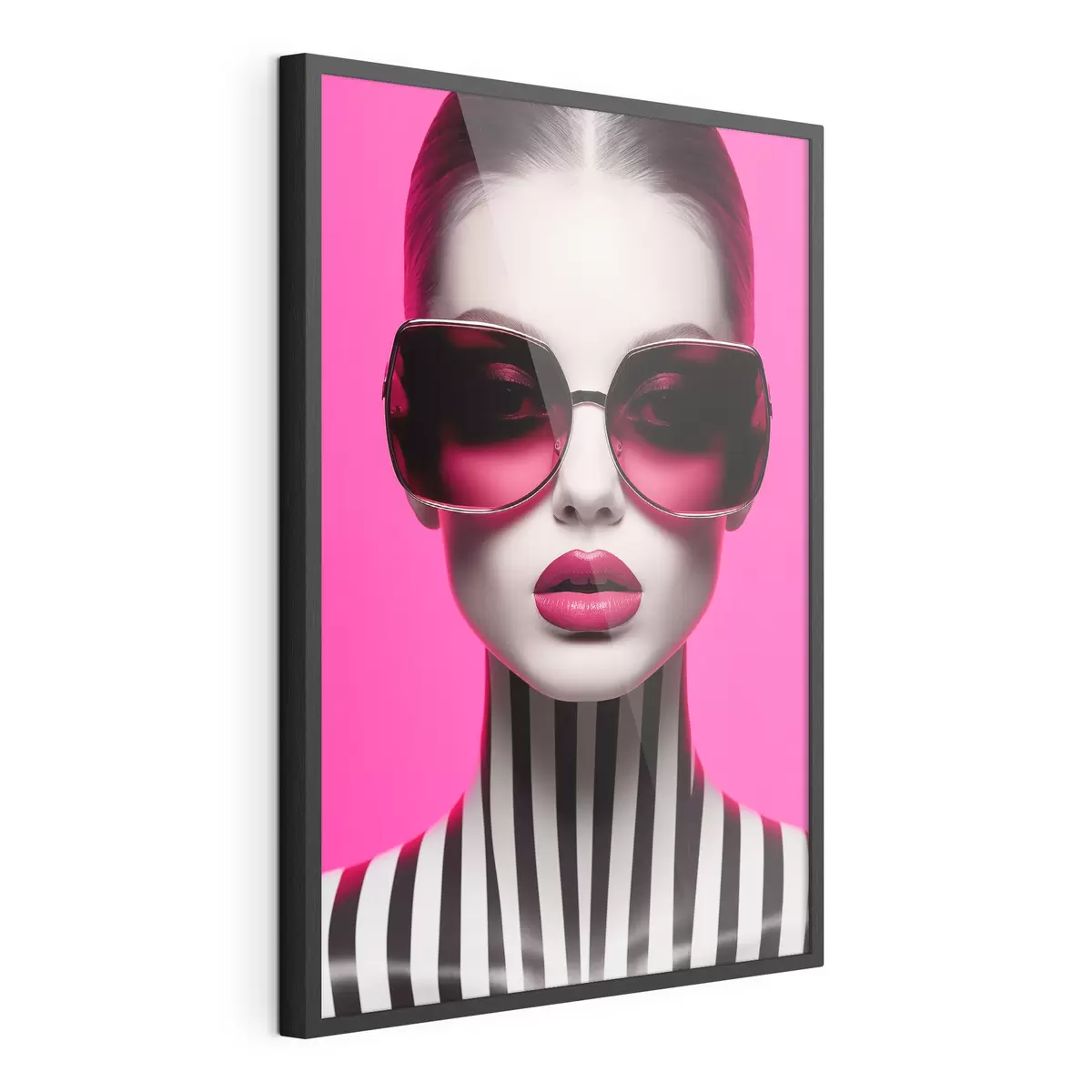 Poster Donna con grandi occhiali f45316