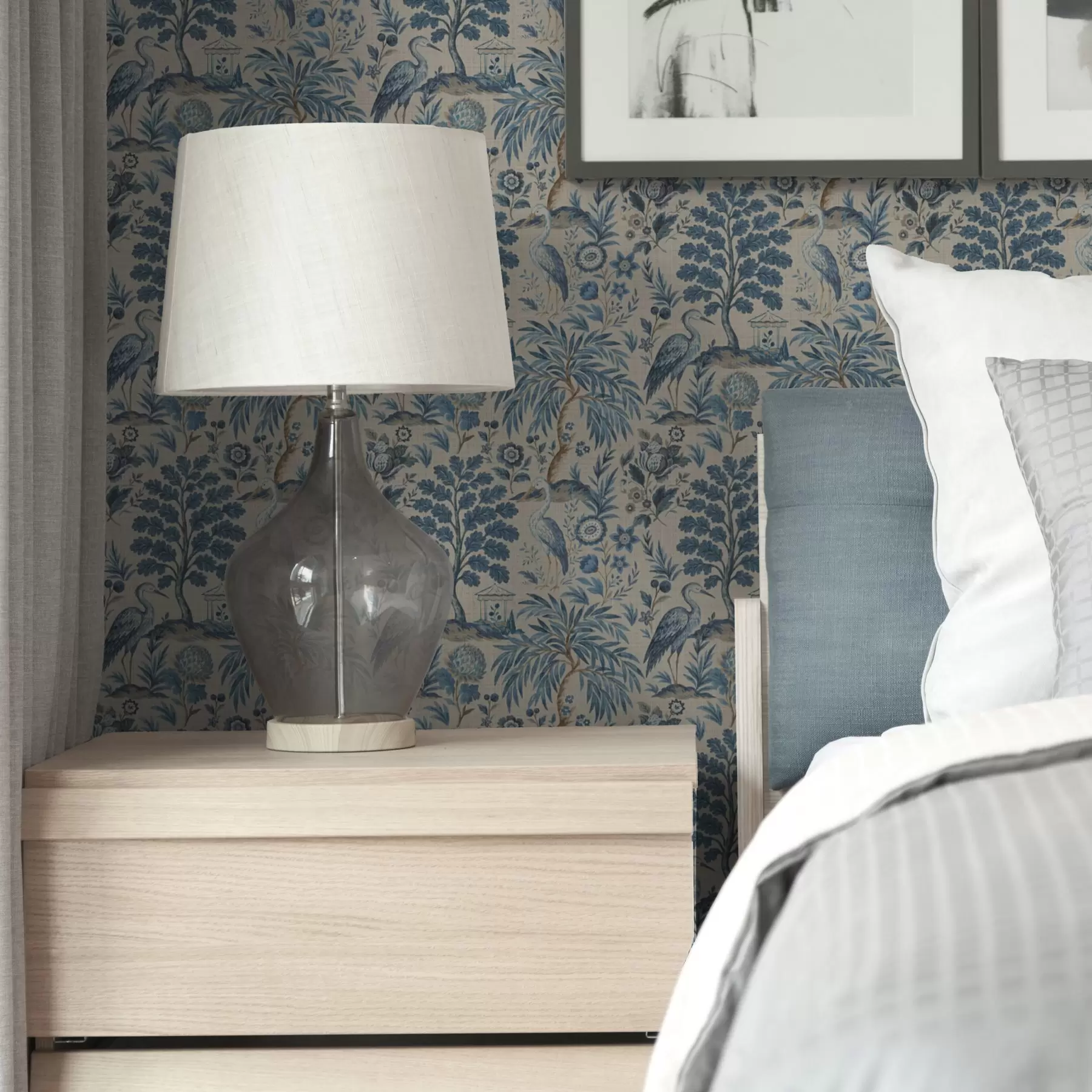 carta da parati Stile Toile de Jouy con uccelli blu e alberi tropicali nr. a00382