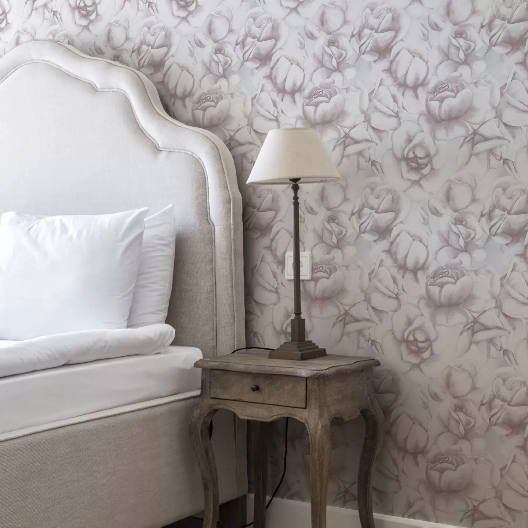 carta da parati Rose rosa acquerellate in un delicato stile sfocato nr. a00434