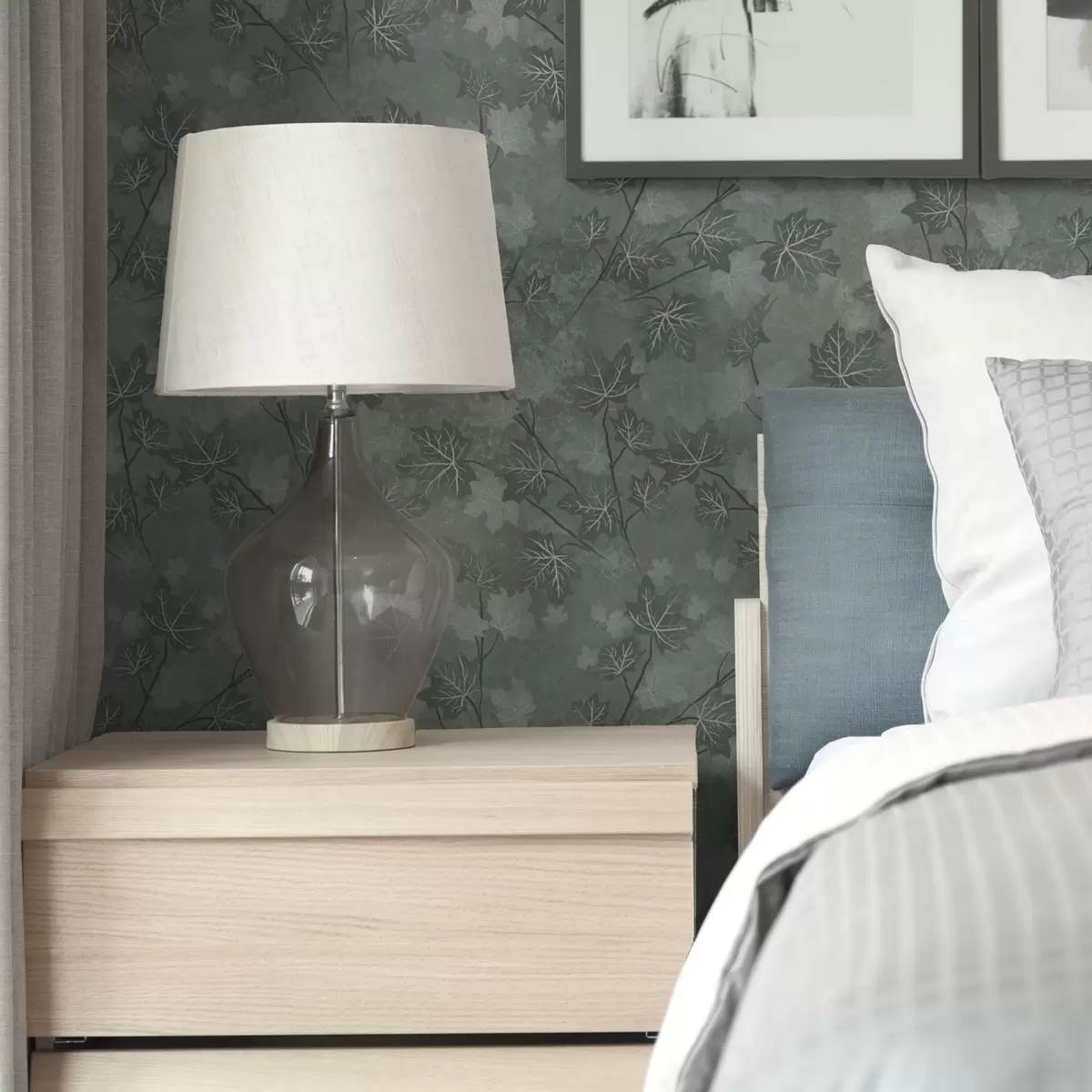 Carta da parati Foglie d'acero opache nei toni del verde tenue a00464