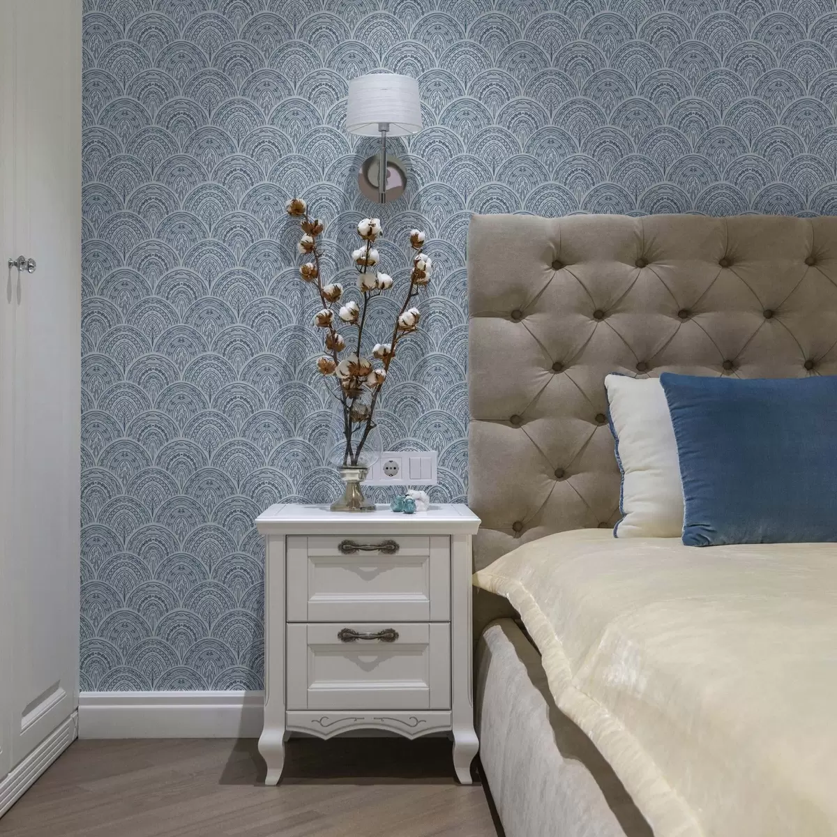 Carta da parati Ornamento blu con archi e motivi a00332