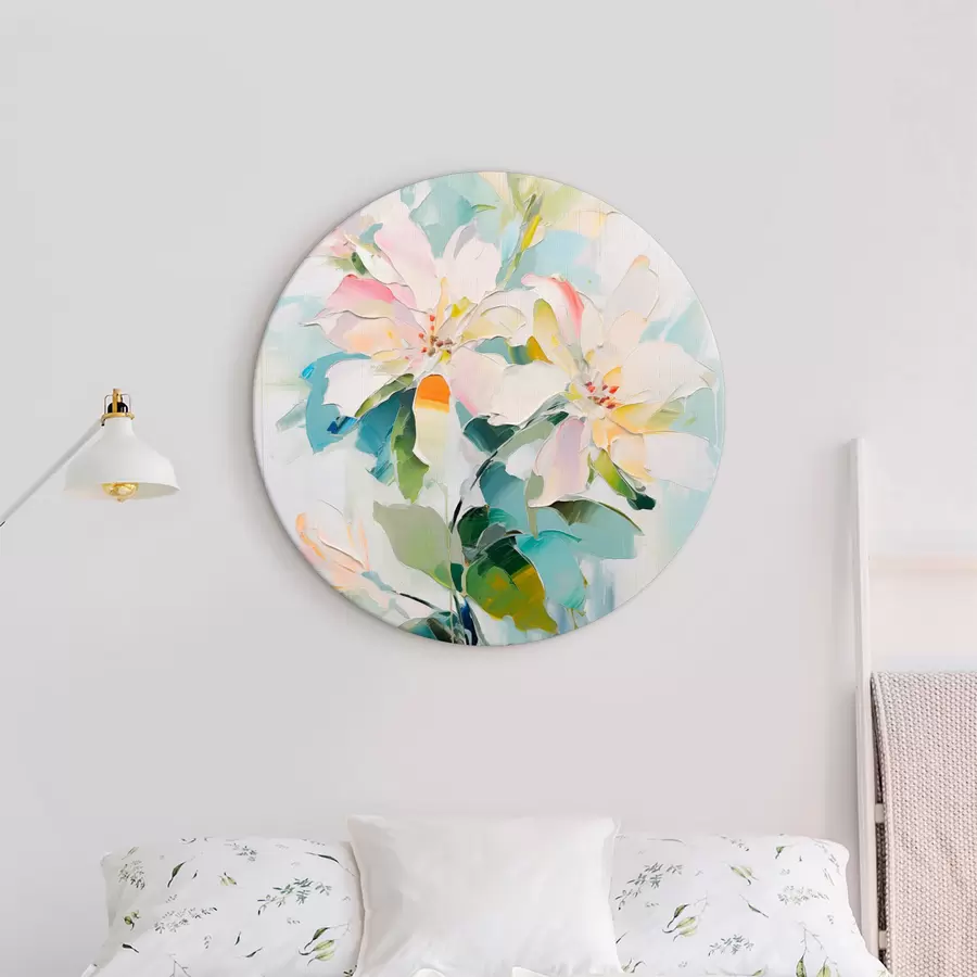 carta da parati Fiori con accenti colorati, foglie verdi, imitazione di pittura ad olio con pennellate morbide, sfondo blu chiaro nr. r45549