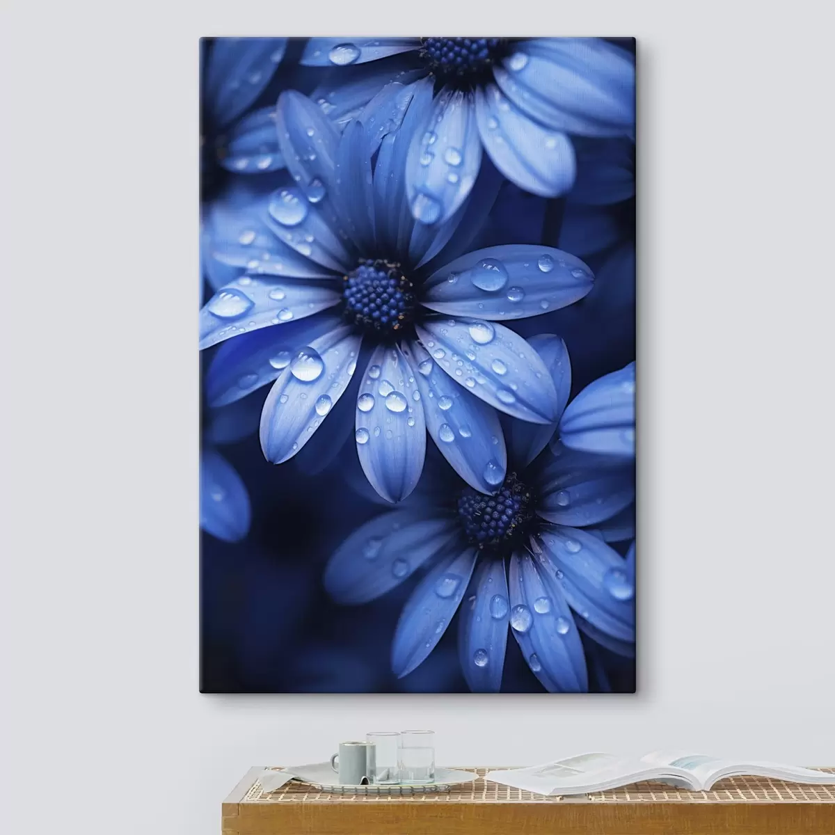 carta da parati Fiore blu con gocce d'acqua sui petali nr. s45499