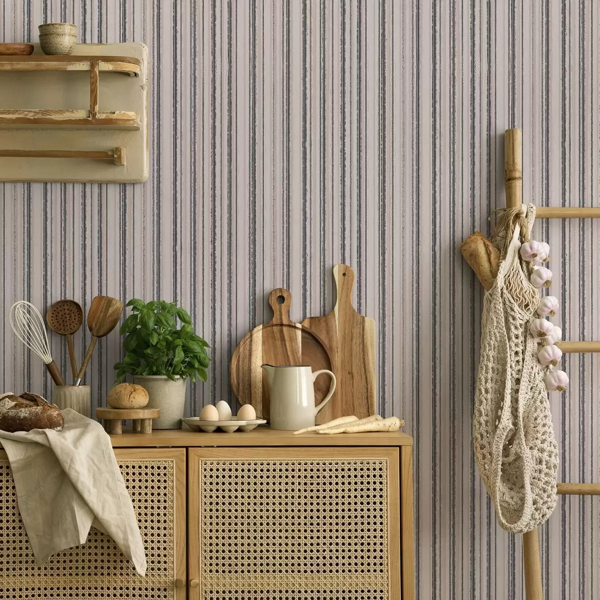 Carta da parati Delicate strisce nei toni del grigio-rosa a00509