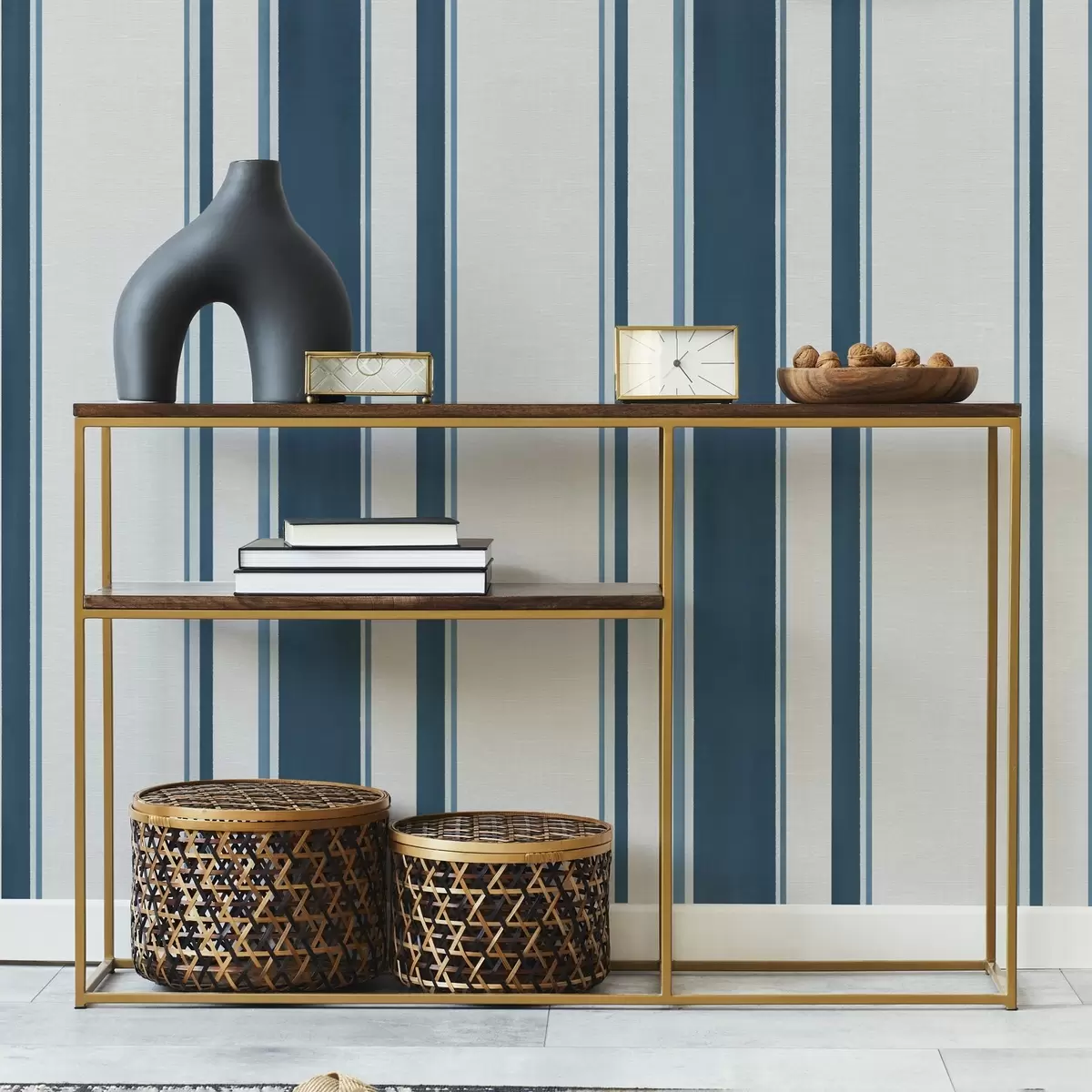 Carta da parati Strisce verticali blu e turchesi su sfondo chiaro a00528