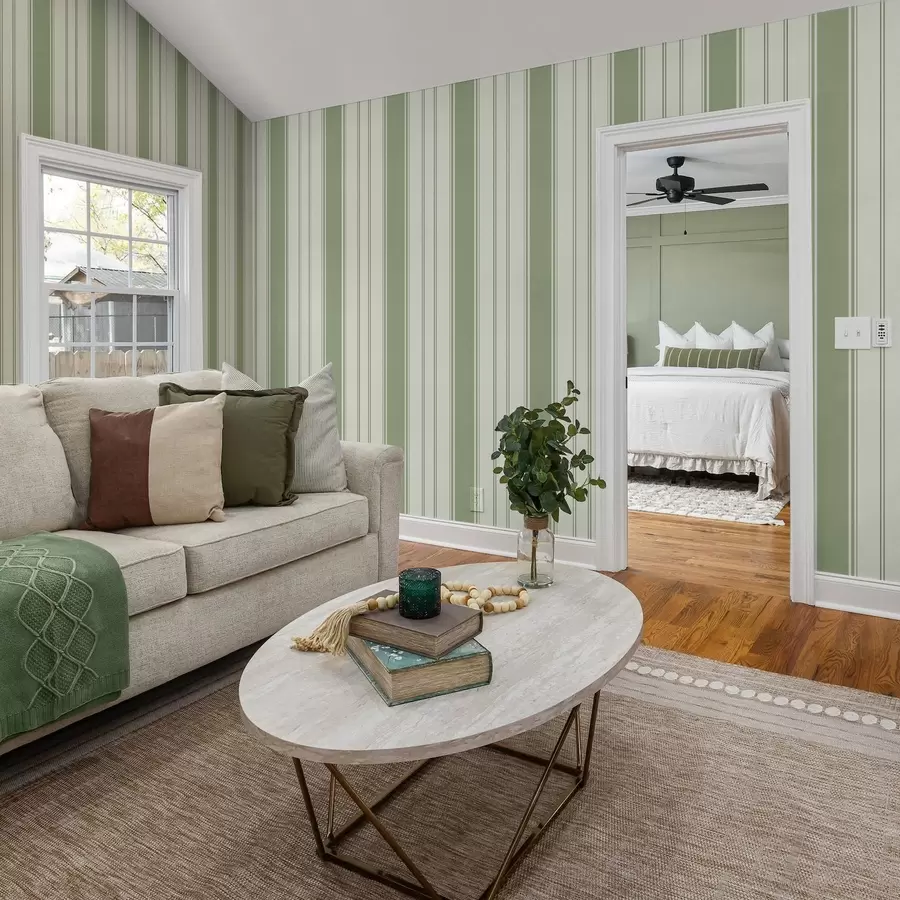 carta da parati Fondo crema con ampie strisce verde chiaro nr. a00561