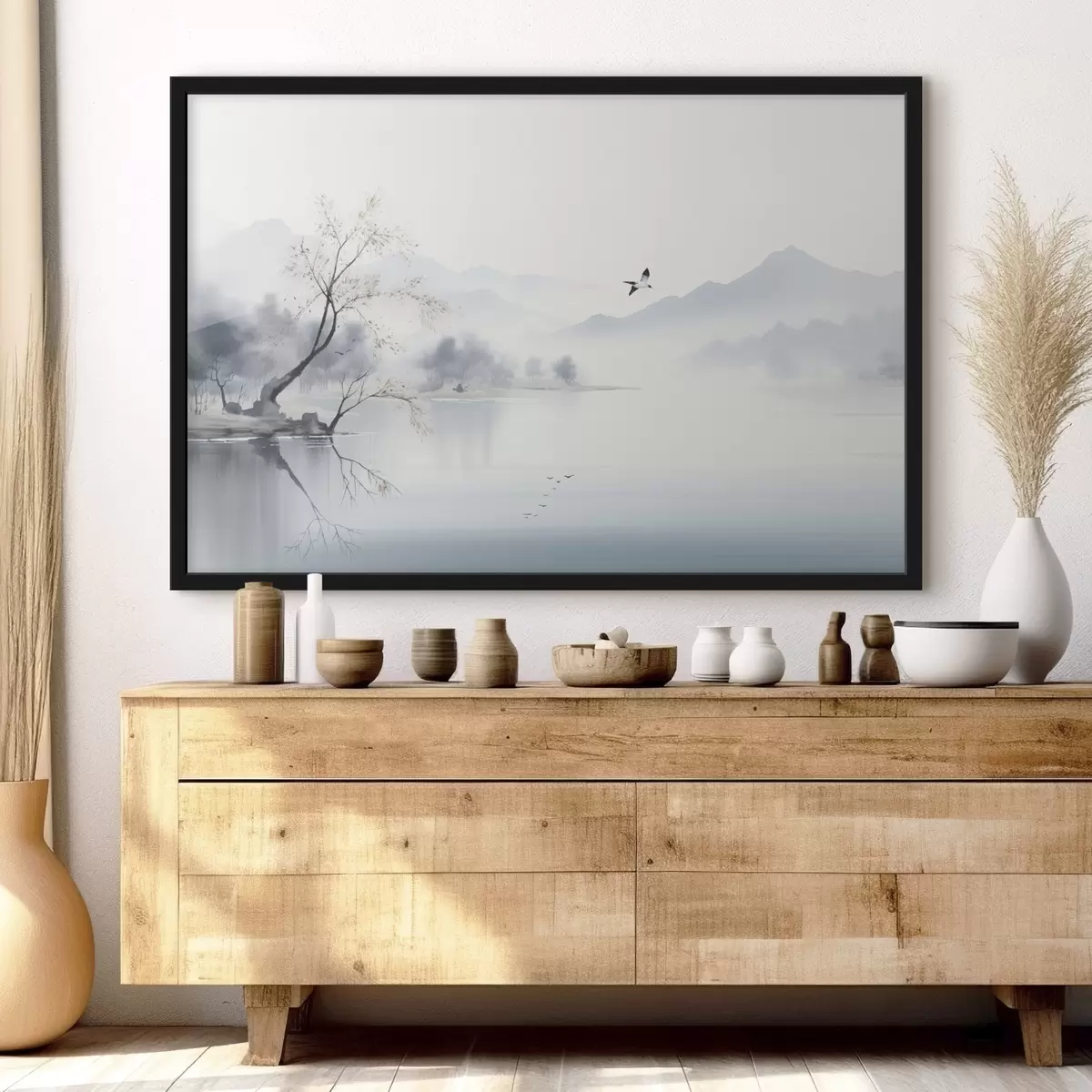 Poster Paesaggio nebbioso con albero, montagne e uccelli f45518