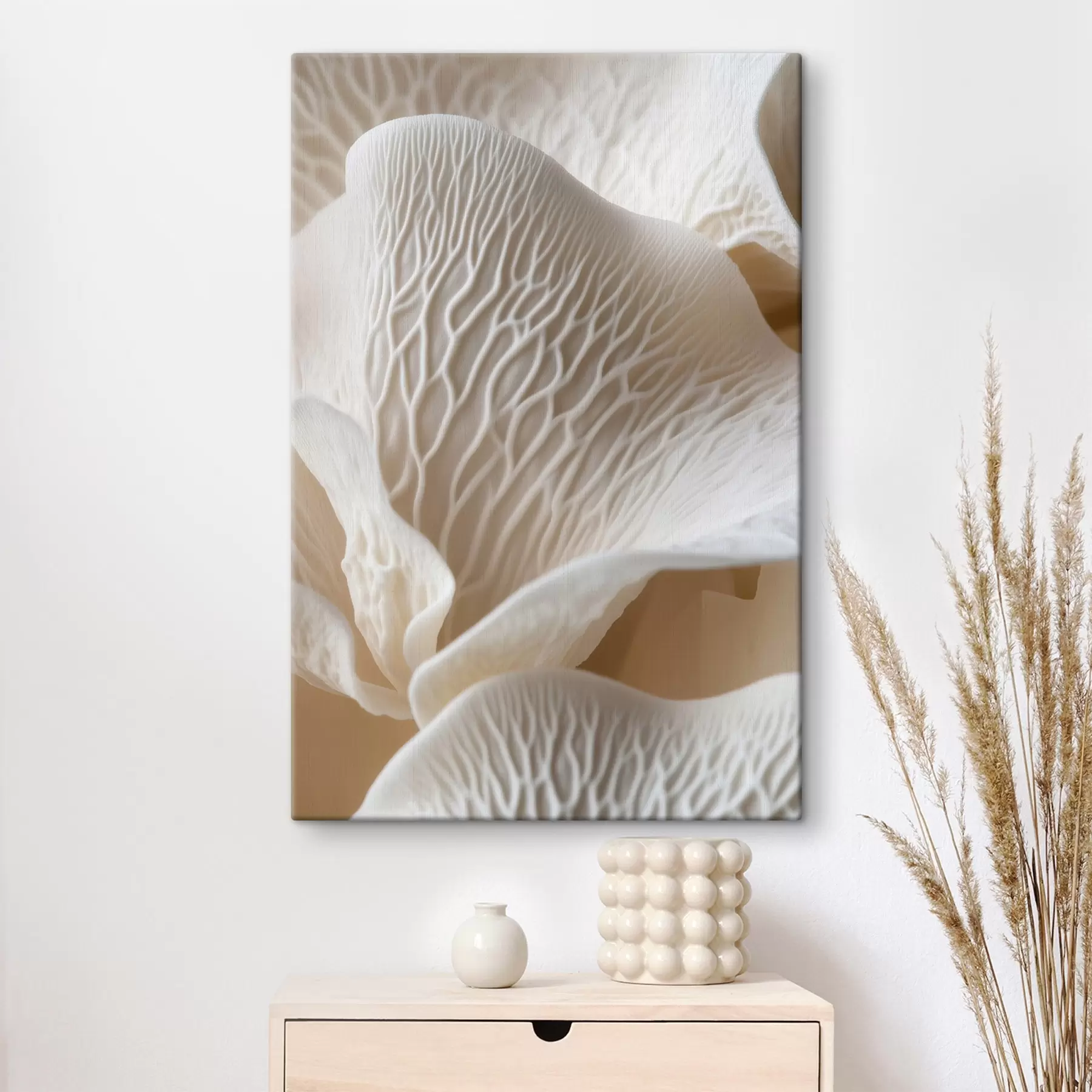 carta da parati petali con venature nei toni del beige nr. s45704