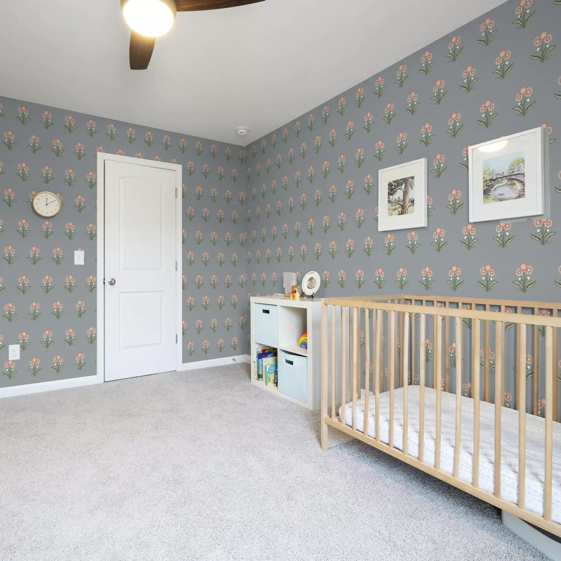 carta da parati Fiori stilizzati su sfondo grigio-blu, palette calda nr. a00494