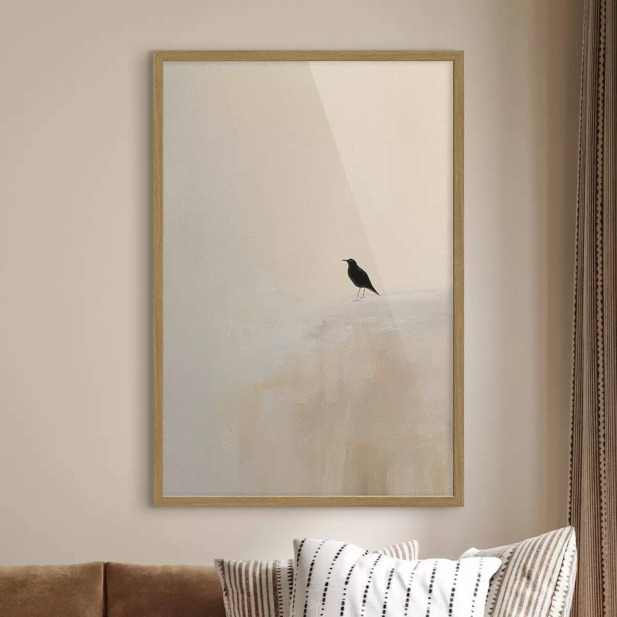 Poster Uccello solitario su uno sfondo beige caldo f45882