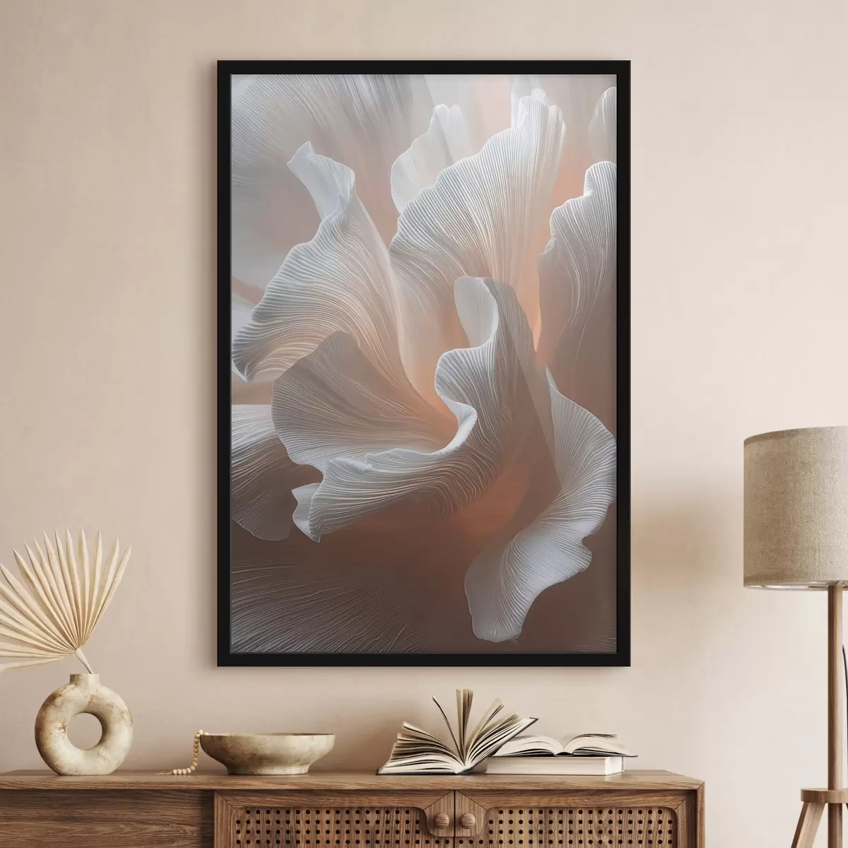 Poster Petali bianchi e vaporosi con un caldo bagliore color pesca f45909