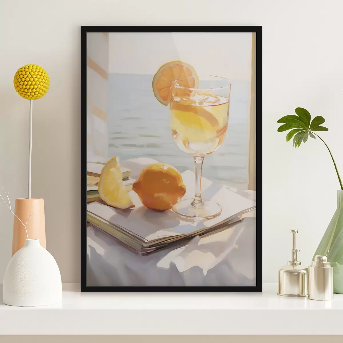 Poster Un cocktail in un bicchiere vicino alla finestra f46064