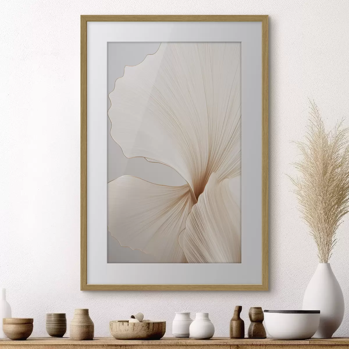 Poster Fiori astratti con petali sottili e delicati nei toni del bianco e del beige f45923