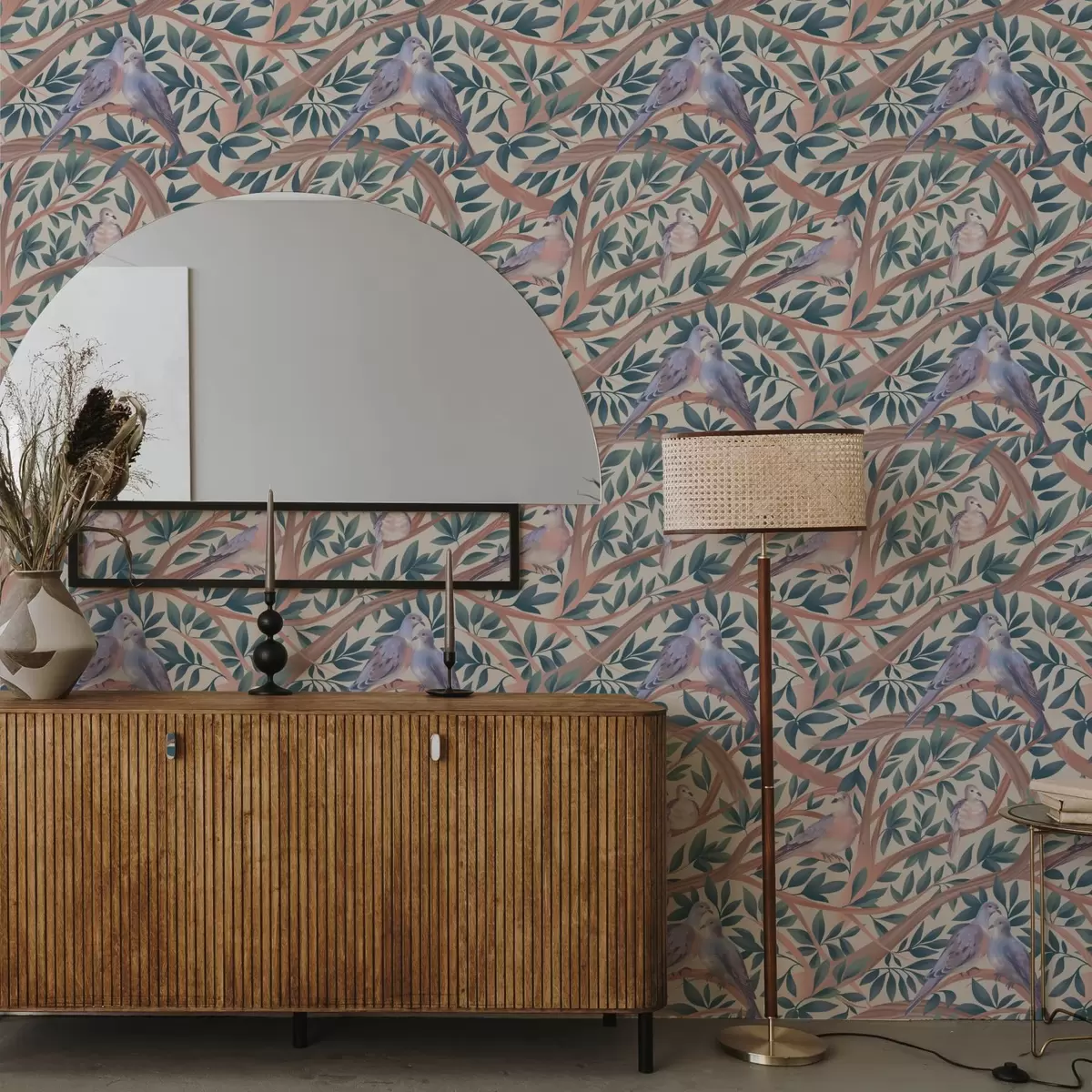 Carta da parati Colombe tra rami e foglie in una delicata palette di colori pastello a00796