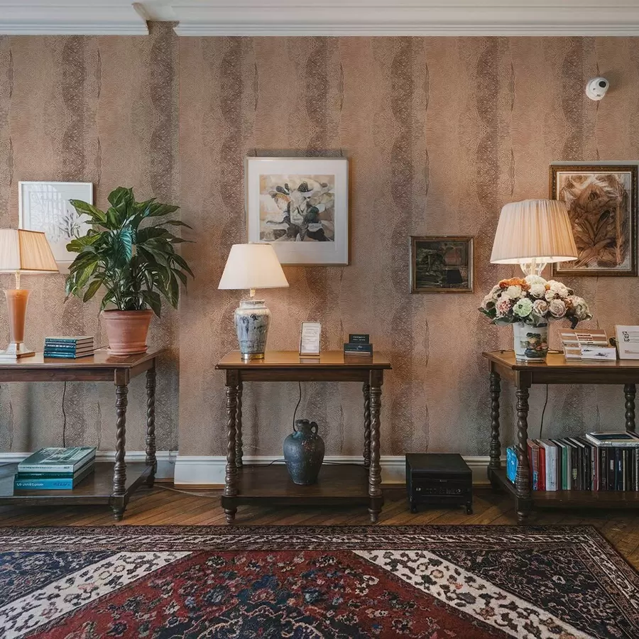 carta da parati Motivo geometrico ondulato in una palette di colori beige-marrone chiaro nr. a00804