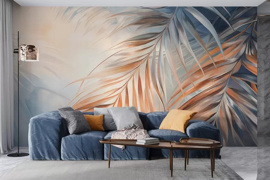 carta da parati Foglie di palma con tonalità arancioni e blu, sfondo leggermente strutturato con colori tenui, elegante stile tropicale nr. w09475