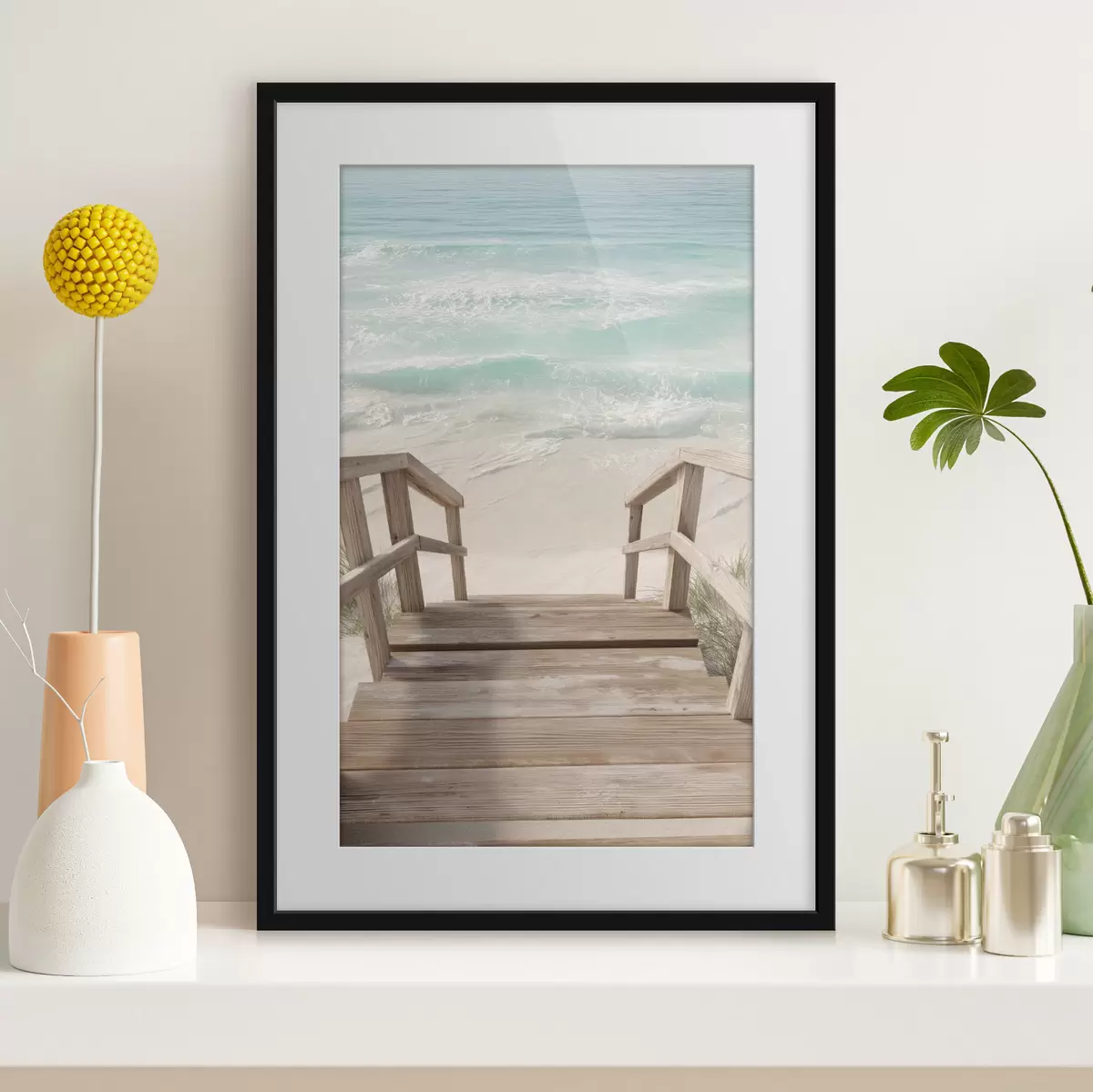 Poster Scale in legno che conducono a una spiaggia turchese f46163