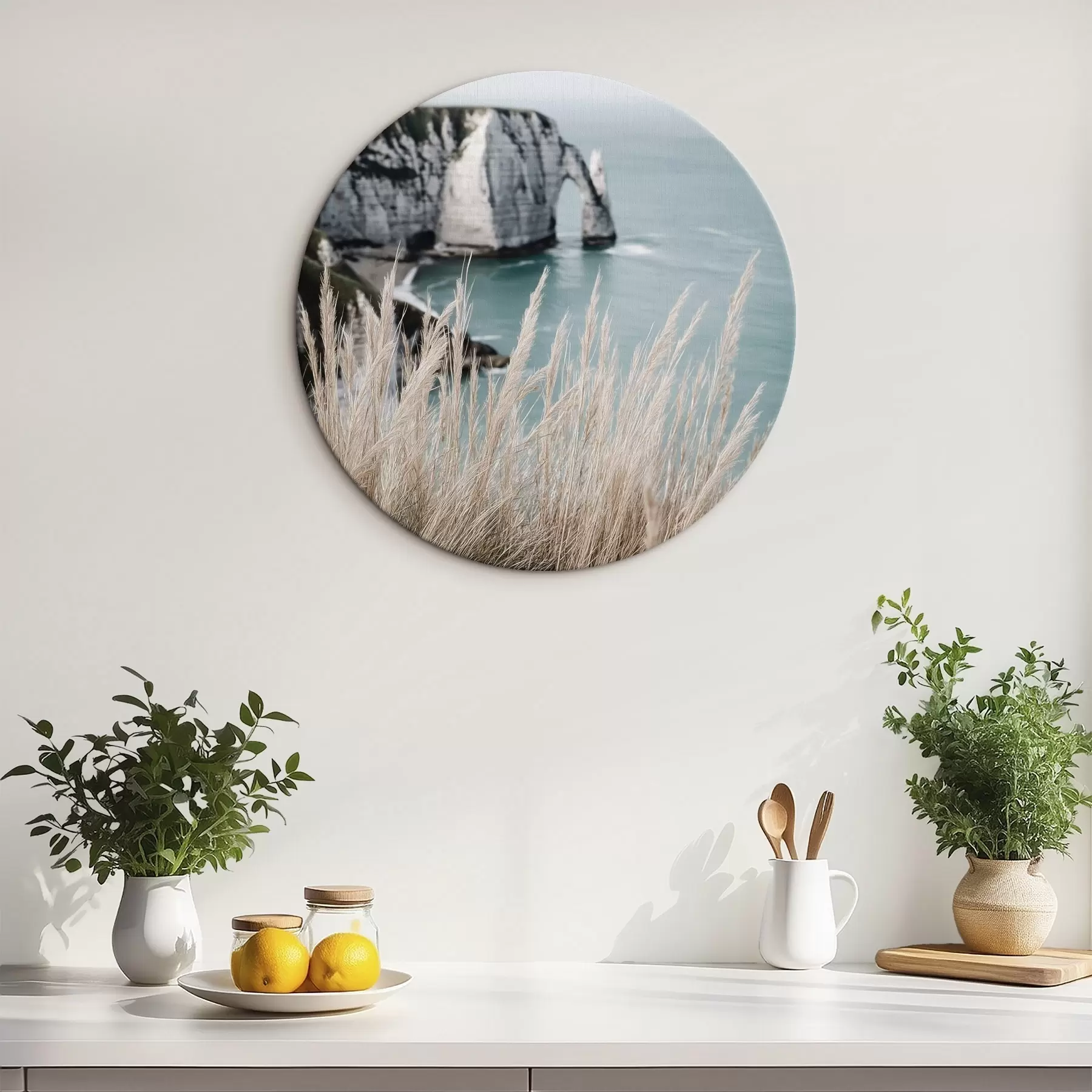 carta da parati Arco marino e roccioso, vista attraverso l'erba secca nr. r46142