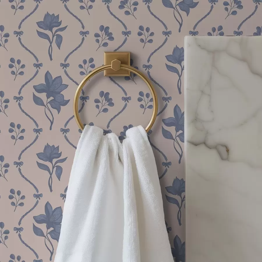 carta da parati Piccoli fiori e nastri nei toni del blu e del rosa nr. a00808v3